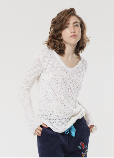 ME369 Pullover Love is in the air in Creme